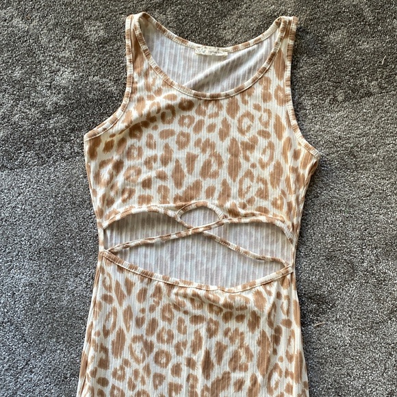 Cheetah Print Dress - Picture 2 of 4